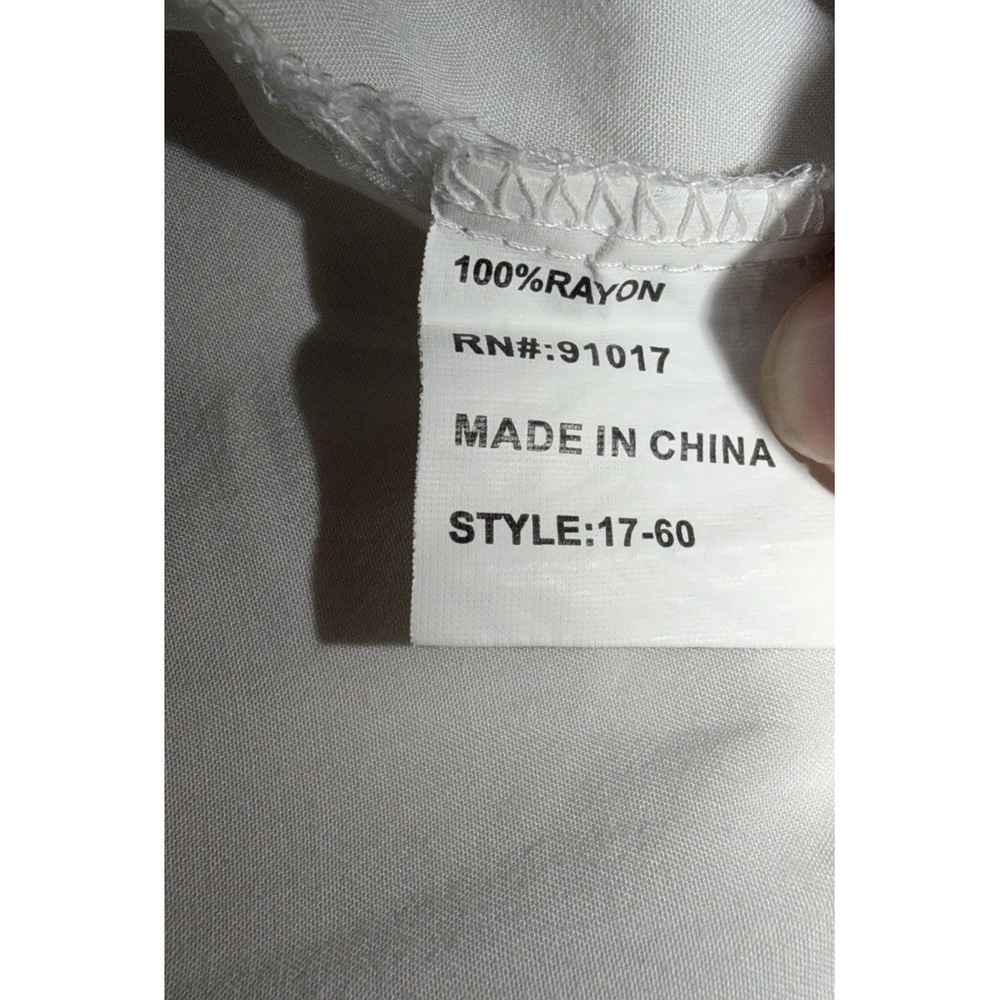 Solitaire Shirt Tunic Size L White Floral Embroidery V-Neck 1/2 Button 3/4 Slv - Picture 6 of 8
